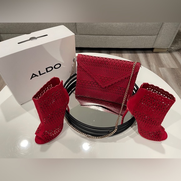 Aldo Kuniel Red Peep toe Heels Size 6 and matching purse - Picture 1 of 7
